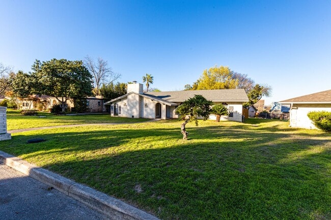9324 Ranchero in San Antonio, TX - Building Photo - Building Photo