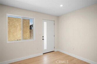 1009 W Angeleno Ave-Unit -101 in Burbank, CA - Building Photo - Building Photo