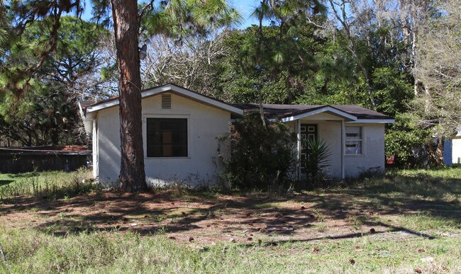 3209-3231 Broadway in Ft. Myers, FL - Foto de edificio - Building Photo