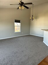 724 Harbor Woods Dr in Fairview Heights, IL - Building Photo - Building Photo