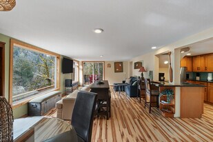 11582 Washougal River Rd, Unit SI ID1389241P in Washougal, WA - Building Photo