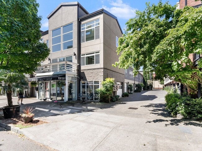 property at 717 NW 11th Ave