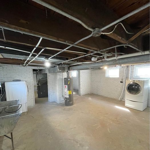 86 Lighthouse Ct, Unit Lower Updated Apartment in Sheboygan, WI - Building Photo - Building Photo