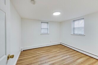 30 Hillside Ave in Malden, MA - Building Photo - Building Photo
