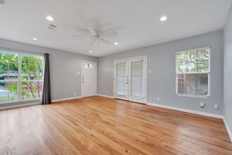 142 Shady Rill in San Antonio, TX - Building Photo - Building Photo