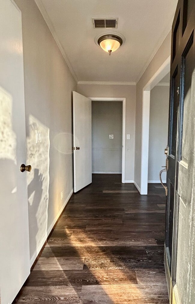 1825 Edwardian Way in Anniston, AL - Building Photo - Building Photo