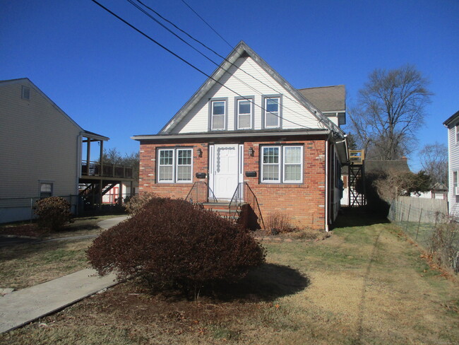 20 Newfield St in Norwalk, CT - Building Photo - Building Photo