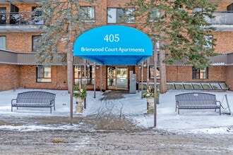 Brierwood Court in Brantford, ON - Building Photo - Building Photo