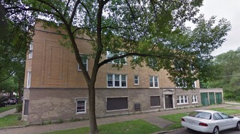 5600 S Loomis Blvd in Chicago, IL - Building Photo - Building Photo