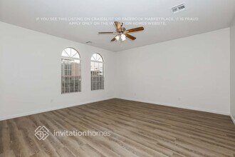 3383 E Liberty Ln in Gilbert, AZ - Foto de edificio - Building Photo