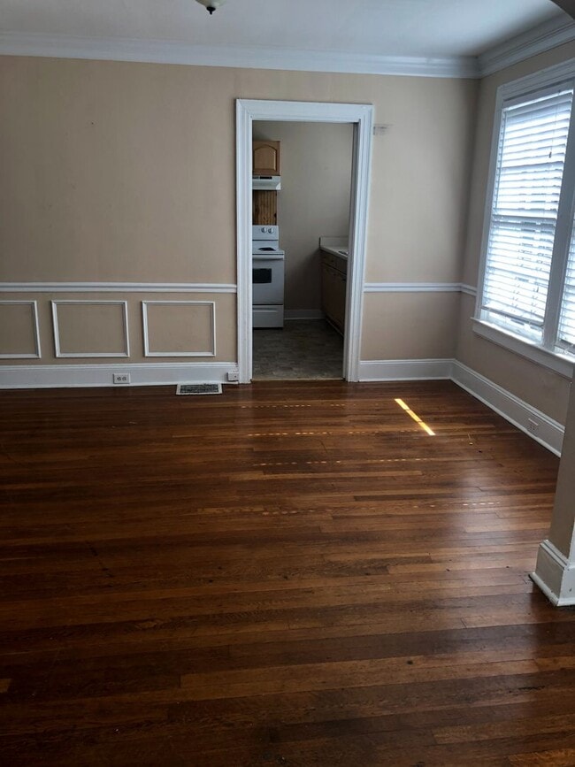 property at 719 Grandin Rd