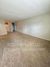 3954 N Jackson Ave in Kansas City, MO - Building Photo - Building Photo