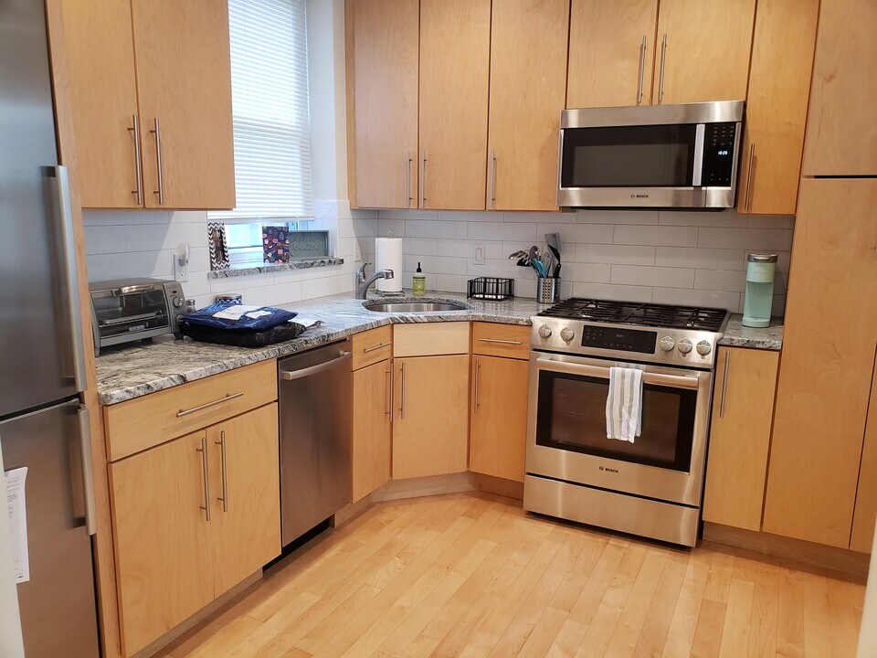6 Foster St in Boston, MA - Building Photo