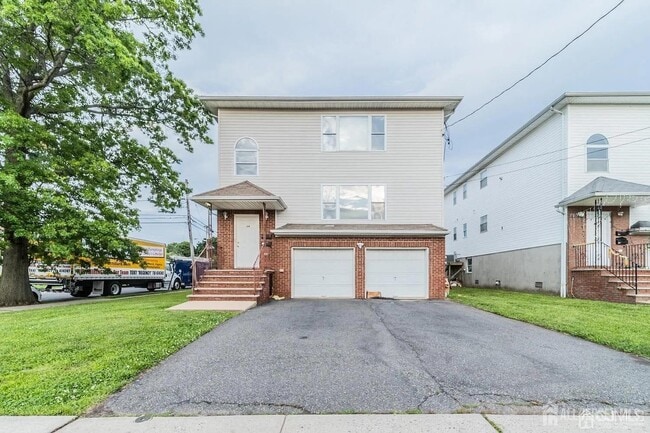 property at 44 N Whittier St