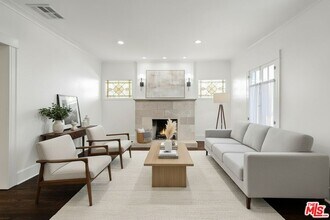 743 N Orange Dr in Los Angeles, CA - Building Photo - Building Photo