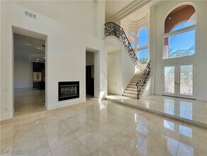 2025 Grouse St in Las Vegas, NV - Building Photo - Building Photo