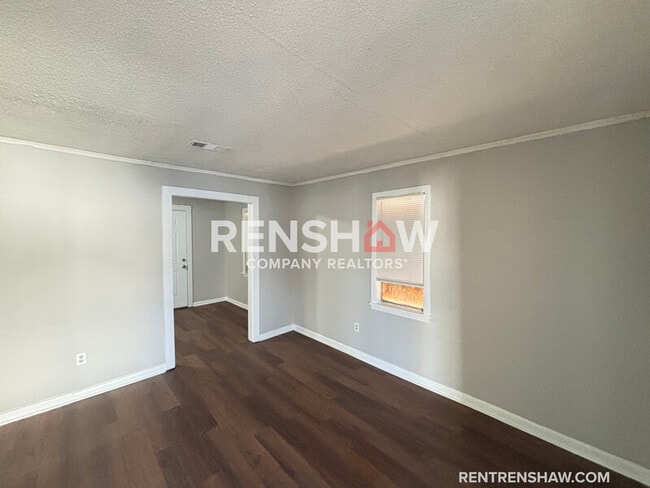 1242 Airways Blvd in Memphis, TN - Building Photo - Building Photo