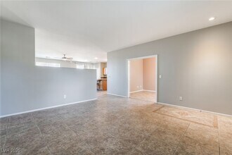 1364 Tranquil Skies Ave in Henderson, NV - Building Photo - Building Photo