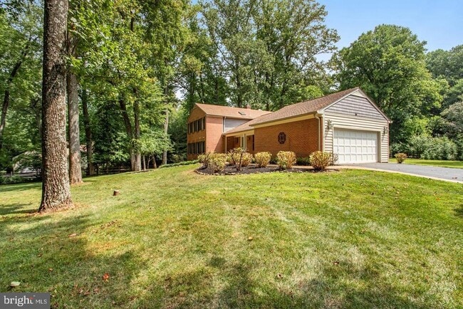 931 Welham Green Rd in Great Falls, VA - Building Photo - Building Photo