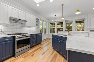 9628 N Exeter Ave in Portland, OR - Building Photo - Building Photo