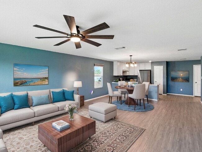 768 Opossum Trl in New Braunfels, TX - Building Photo - Building Photo