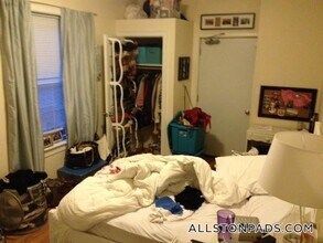 23 St Lukes Rd, Unit 4 in Boston, MA - Foto de edificio - Building Photo