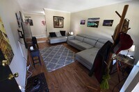 57 Hanover Cir photo'