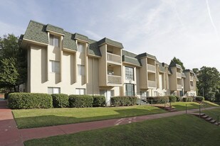 The Fairway Club Apartments