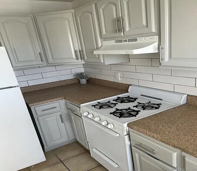 728 Noble Ave in Bridgeport, CT - Building Photo - Building Photo