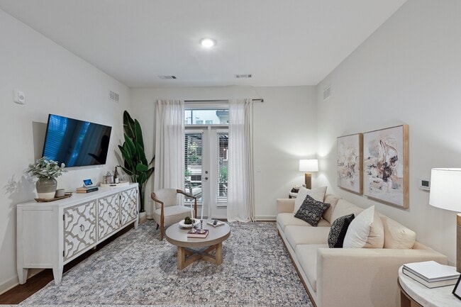 Encore Mid City in Huntsville, AL - Building Photo - Building Photo