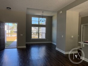 244 Grayson Ave in Hinesville, GA - Building Photo - Building Photo