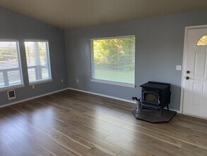 348 Cockle St SW in Ocean Shores, WA - Building Photo - Building Photo