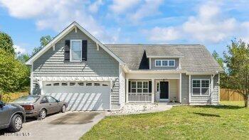 220 Blue Creek Farms Drive in Jacksonville, NC - Building Photo