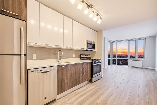 1524 Sheepshead Bay Rd