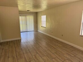 2622 Old Bainbridge Rd in Tallahassee, FL - Building Photo - Building Photo