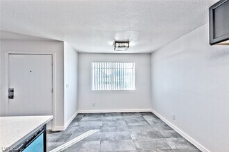 1870 Nebula Dr in Las Vegas, NV - Building Photo - Building Photo