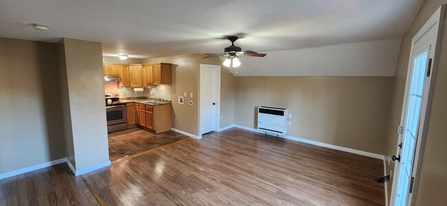 391 Putnam Pike, Unit D in Killingly, CT - Building Photo - Building Photo