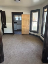 1603 Riverside Dr in Dayton, OH - Building Photo - Building Photo