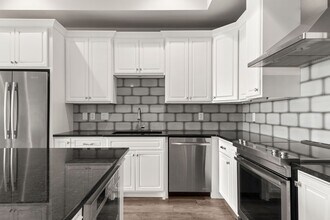 1024 Club View Dr in Gallatin, TN - Building Photo - Building Photo