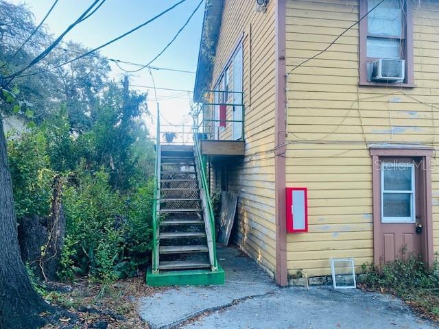 property at 1960 4th Ave N