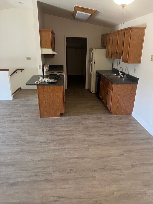 6226 80th Pl in Kenosha, WI - Building Photo - Building Photo