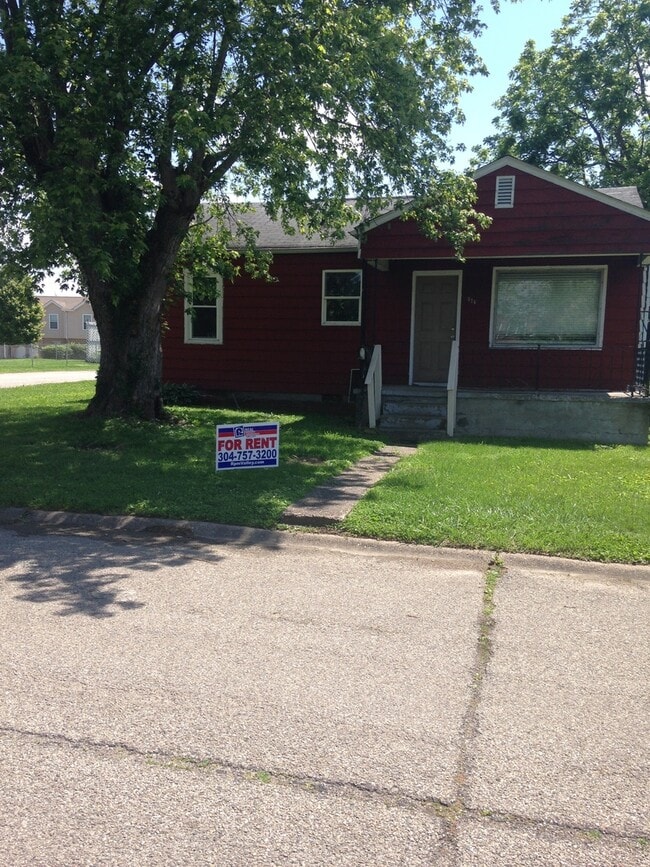 property at 526 Drew St