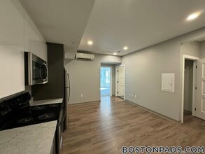 100 Hemenway St in Boston, MA - Building Photo - Building Photo