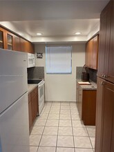 2744 W 60th St in Hialeah, FL - Building Photo - Building Photo