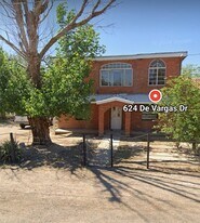 624 De Vargas Dr in Fabens, TX - Building Photo