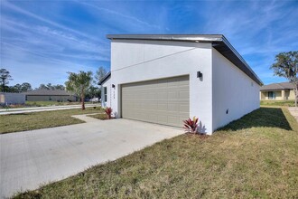 123 Tulip Ln in Poinciana, FL - Building Photo - Building Photo