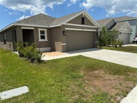 602 Sunlit Coral St in Ruskin, FL - Foto de edificio - Building Photo