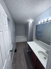 6729 Kristins Cove Ln in Canal Winchester, OH - Building Photo - Building Photo