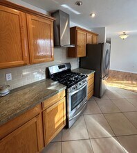 822 Apple Park Pl in Salt Lake City, UT - Building Photo - Building Photo