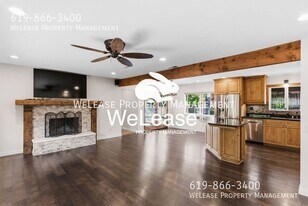 1582 Conway Dr in Escondido, CA - Building Photo